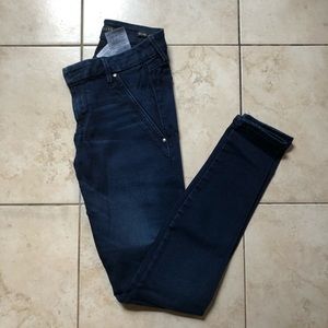 GUESS Shape Up Denim